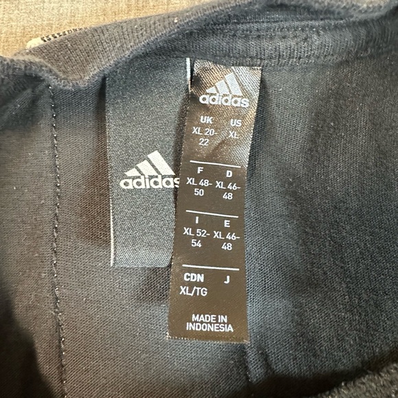 Adidas Black Sleeveless Athletic Top Womans - Picture 4 of 7